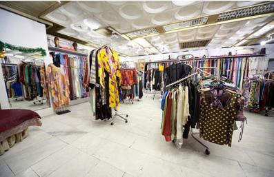 服裝代理:多少錢拿貨?掌握商機,開啟創業之路