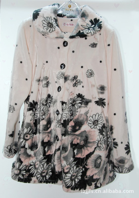 批發(fā)代理聚錦服飾 高質(zhì)量雅倫世家粉紅花邊睡衣，價(jià)格優(yōu)惠，信賴選擇