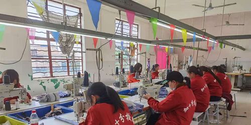 從校服到JK制服 疫情后武漢服裝廠的轉型與機遇
